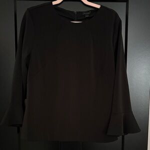 Ann Taylor Black Bell Sleeve Blouse. Darting on the Front.5% Spandex. Size Large
